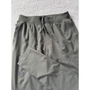 Under Armour Men's Unstoppable Jogger Pants Athletic Fit Khaki Size Large Green